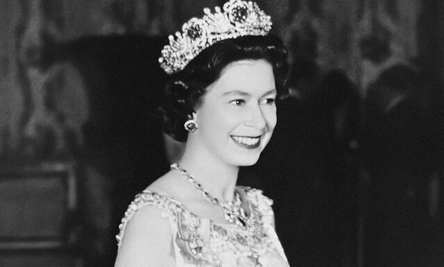 3 Reasons Why I am Mourning the Loss of the Queen
