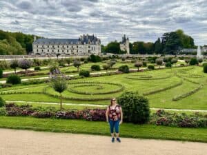 julieschooler.com - blog - 3 Reasons Looking Forward Could Be Your Secret to Happiness - Julie at Chateau in Loire